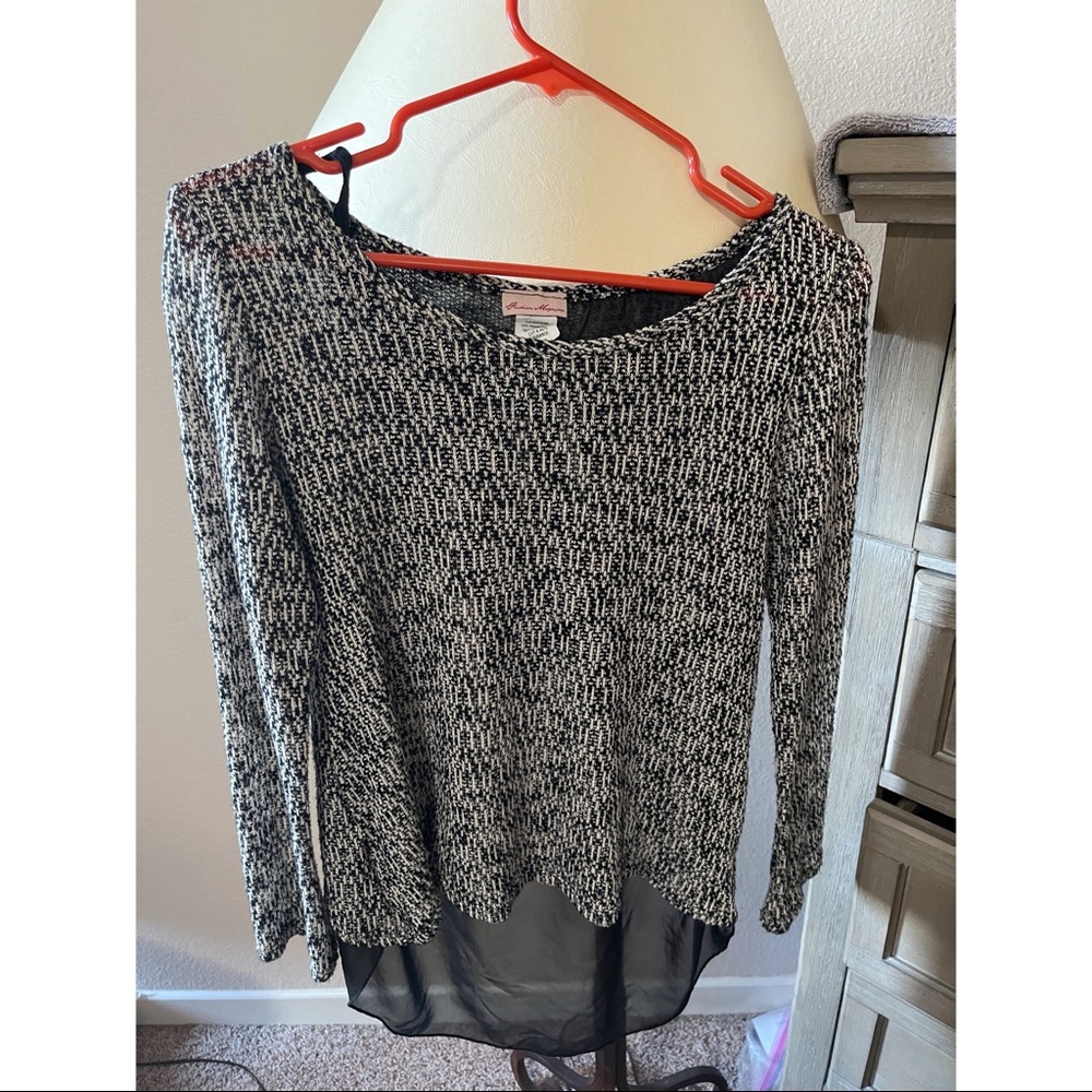 Women’s shirt